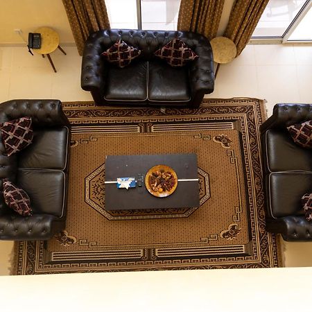 Hotel Barmoi Freetown Esterno foto